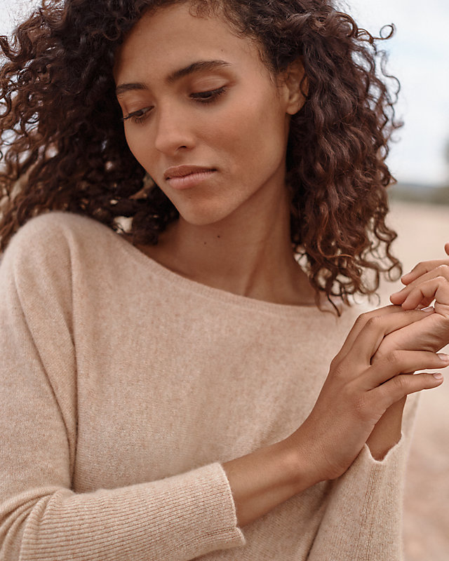 Essential Cashmere Cropped Sweater