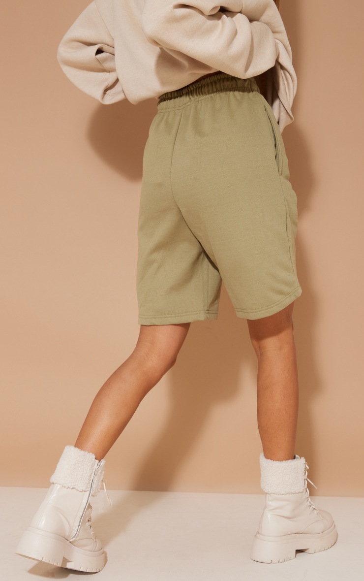 Slide image acc6fd95bff245a0aa4a44f311c94a9c