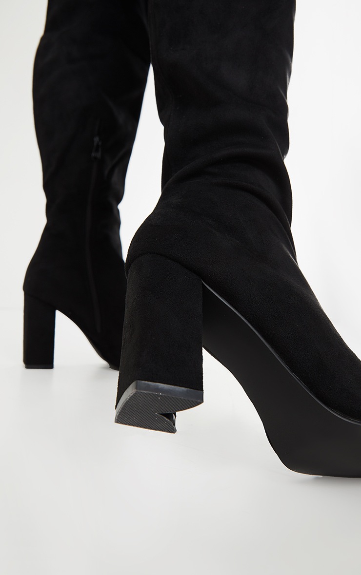 Slide image 6b8fe08e0a874b04931ad72674652ade