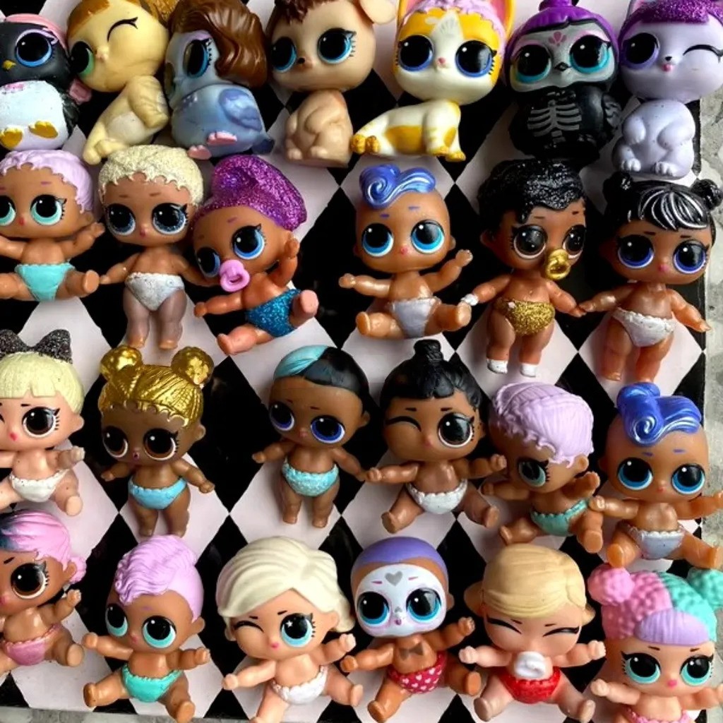 Description Picture 7 of item6 Pcs / Set 4 Cm LOL Surprise  Lil Sister Dolls Various Rare Styles 