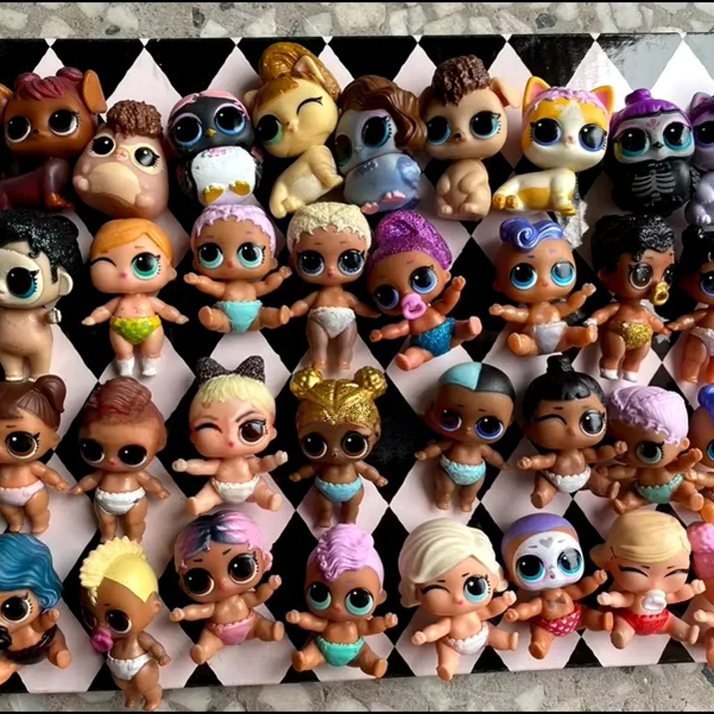 Description Picture 7 of item6 Pcs / Set 4 Cm LOL Surprise  Lil Sister Dolls Various Rare Styles 